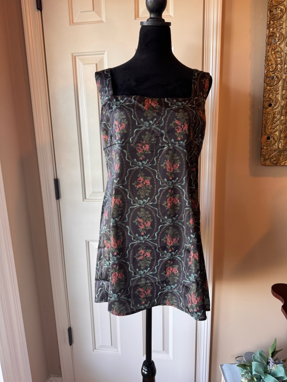 Urban Outfitters Floral Satin Mini Dress with Double Bow Back- szX-Large -NWT - Picture 3 of 14